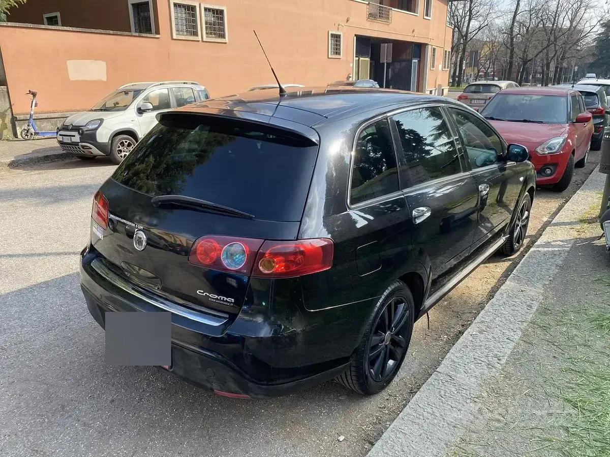 Usata Fiat Croma Emotion 150 CV (110 kW) 2009 Nero Station wagon