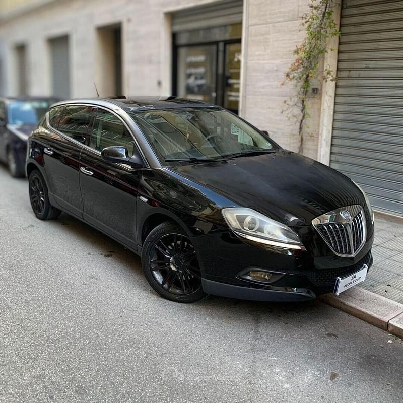 Nero Usata 2008 Lancia Delta Due volumi | 1900 € (Super prezzo) - Immagine 1/4