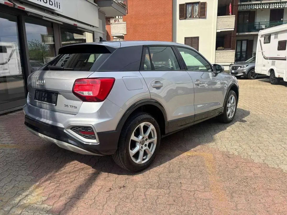 Usata Audi Q2 Advanced 150 CV (110 kW) 2023 Argento SUV