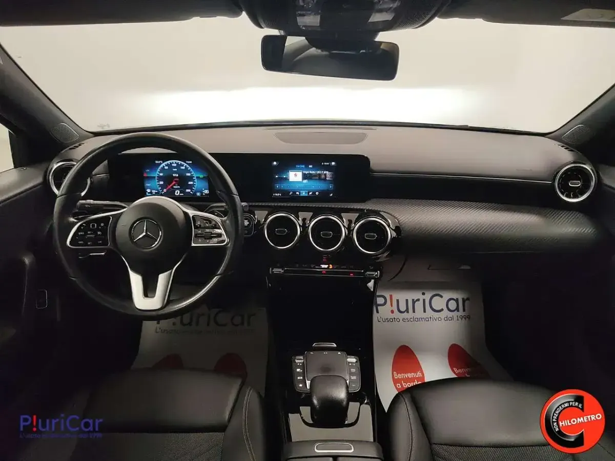 Usata Mercedes A180 116 CV (85 kW) 2022 Nero Berlina