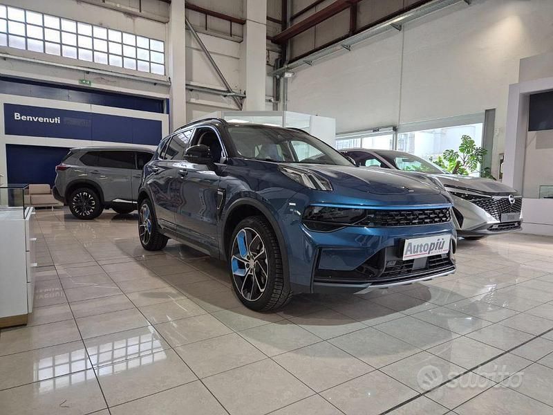 Usata Lynk & Co 01 245 CV (180 kW) 2023 Blu/azzurro SUV