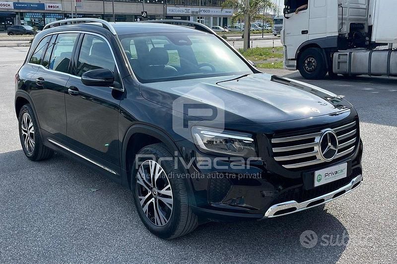 Usata Mercedes GLB180 Advanced 116 CV (85 kW) 2024 Nero SUV