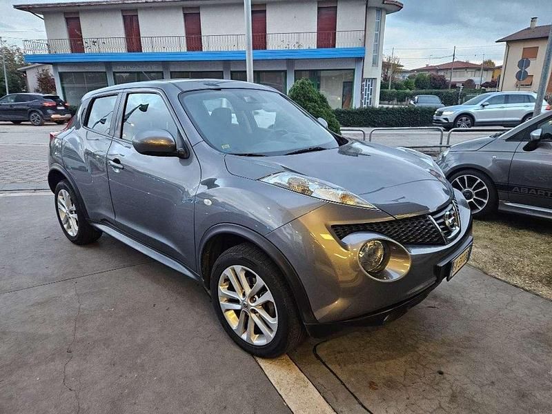Usata Nissan Juke Acenta 110 CV (80 kW) 2014 Grigio scuro metallizzato SUV