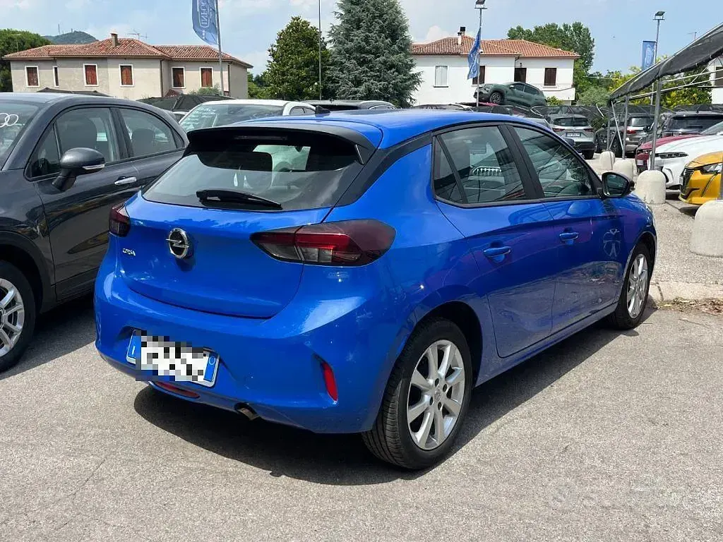 Usata Opel Corsa Edition 75 CV (55 kW) 2023 Blu metallizzato Utilitaria