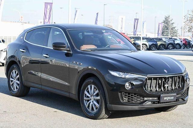 Usata Maserati Levante 350 CV (257 kW) 2019 Nero SUV