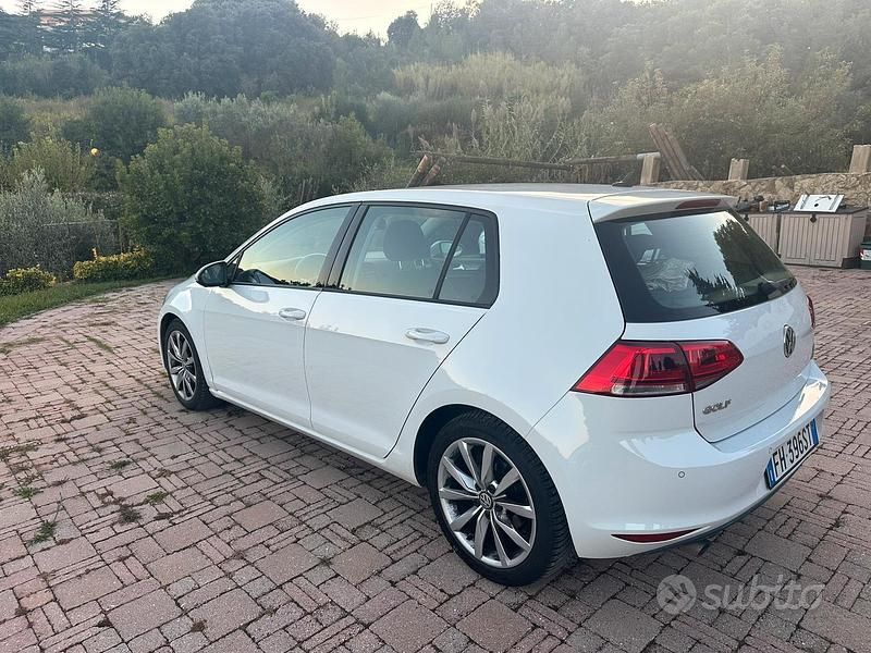 Usata VW Golf VII Executive 110 CV (80 kW) 2017 Bianco Berlina