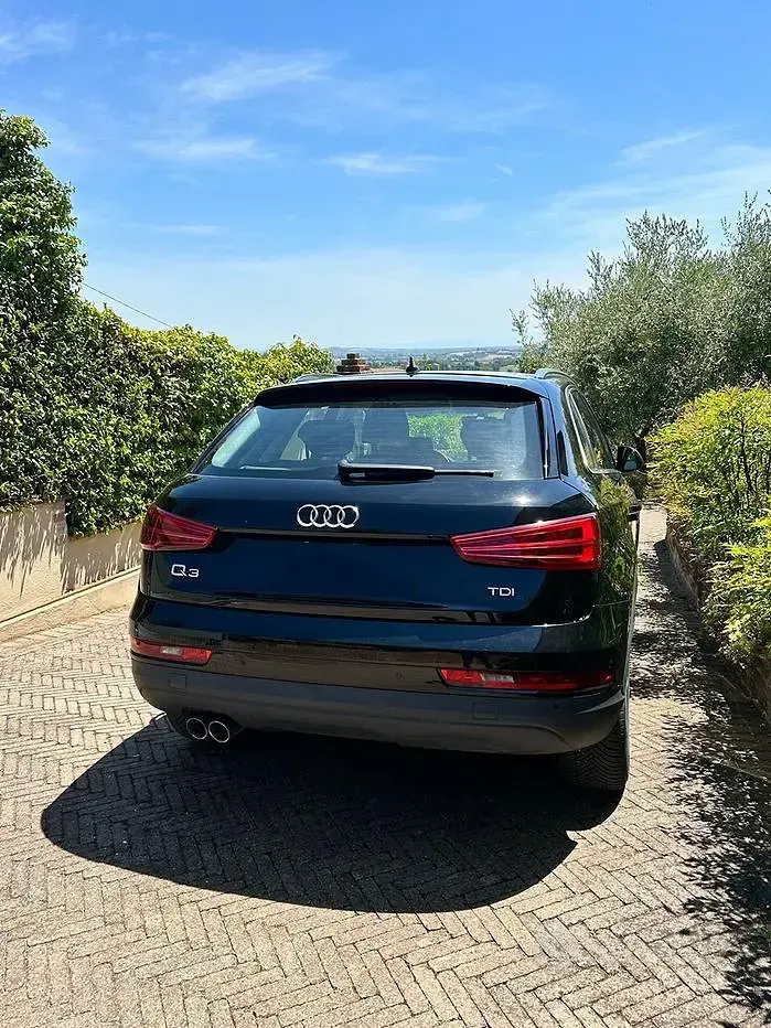 Usata Audi Q3 Business 120 CV (88 kW) 2017 Nero SUV