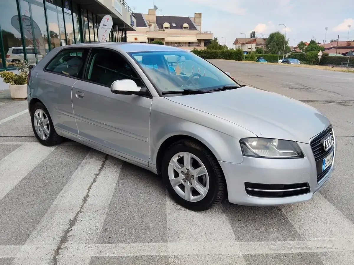 Usata Audi A3 160 CV (117 kW) 2012 Grigio Utilitaria