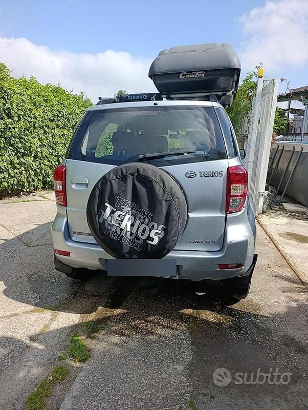 Usata Daihatsu Terios 105 CV (77 kW) 2008 Grigio SUV