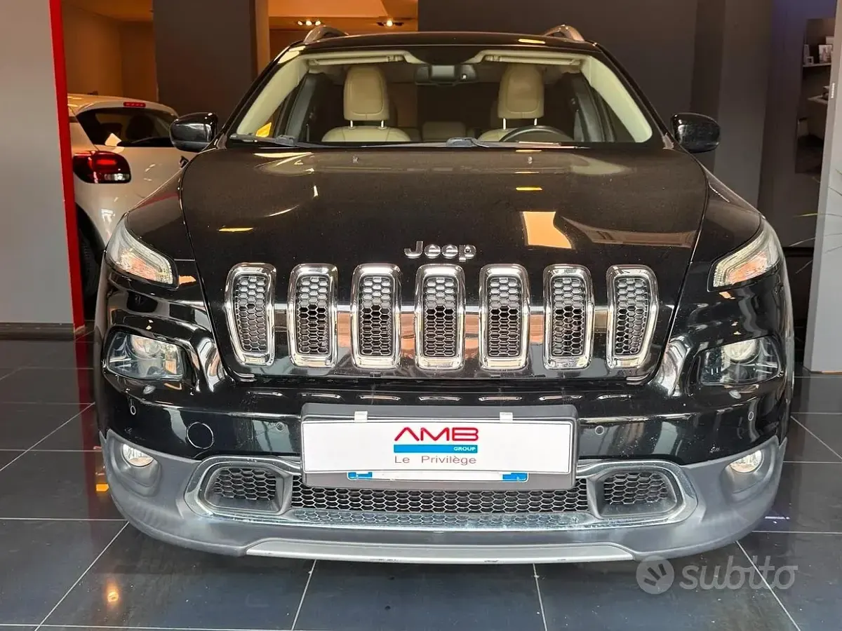Usata Jeep Cherokee Limited 200 CV (147 kW) 2017 Nero SUV