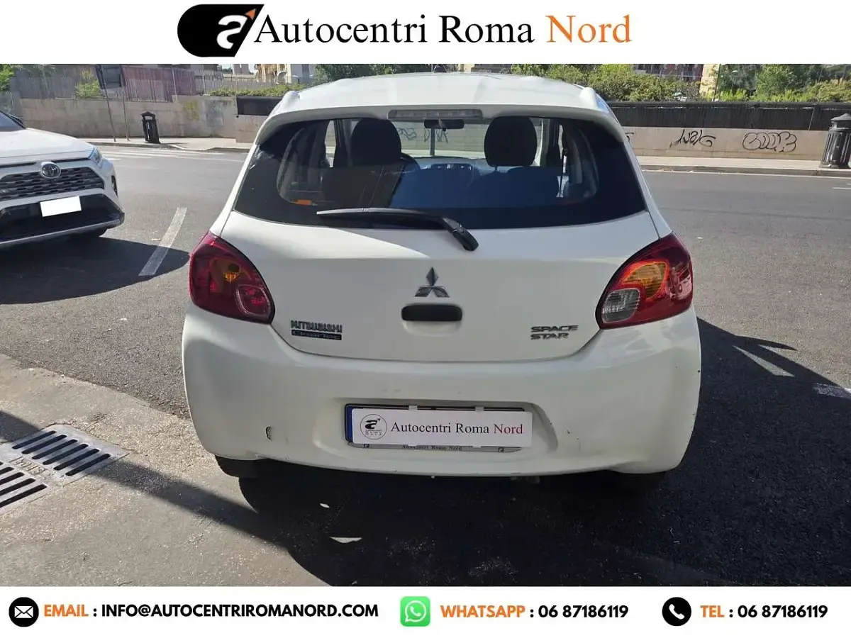 Usata Mitsubishi Space Star Intense 71 CV (52 kW) 2016 Bianco Utilitaria