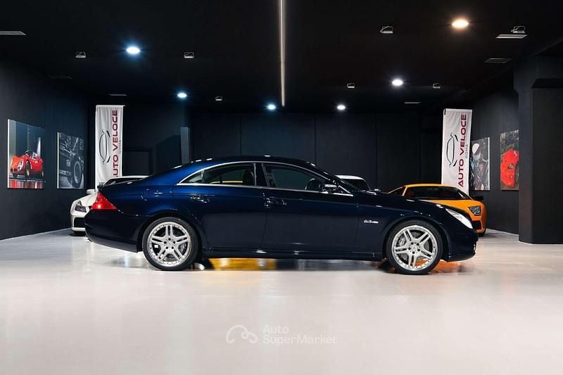 Begagnad Mercedes CLS63 AMG AMG 514 HK (378 kW) 2006 Blå Sedan
