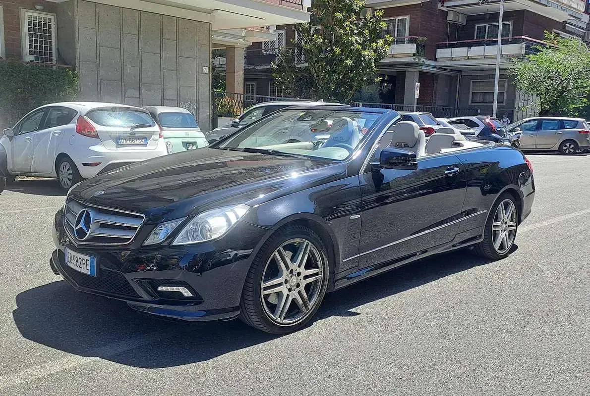 Usata Mercedes E350 Avantgarde 231 CV (169 kW) 2010 Nero Cabrio