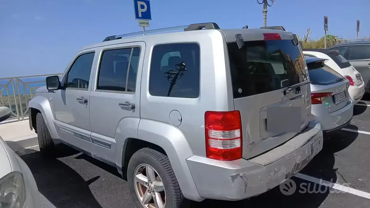Usado Jeep Cherokee 2008 Gris SUV