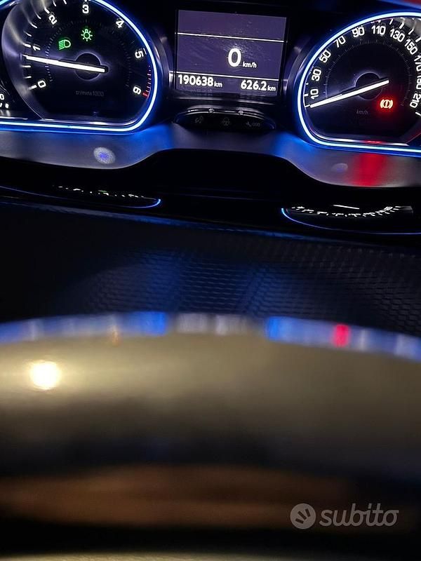 Usata Peugeot 2008 Crossway 2013 Bianco SUV