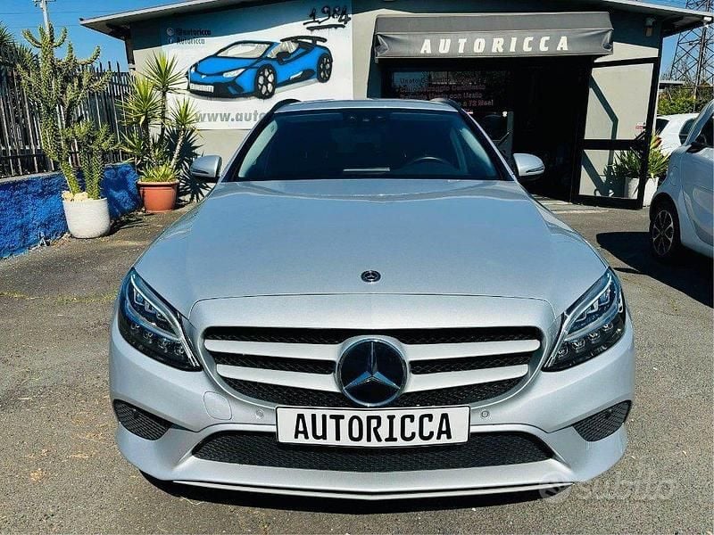 Usata Mercedes C180 122 CV (89 kW) 2021 Grigio Station wagon