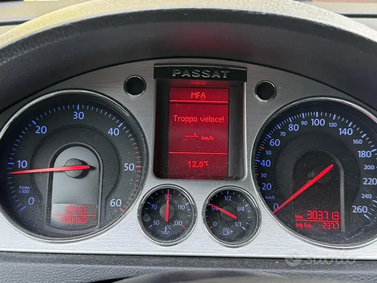 Usata VW Passat 140 CV (102 kW) 2007 Nero Station wagon