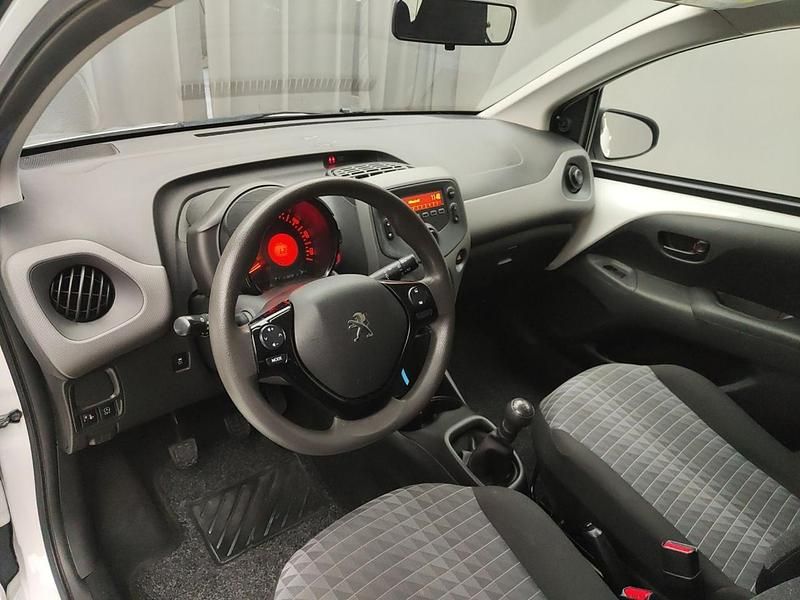 Usata Peugeot 108 Active 72 CV (52 kW) 2020 Bianco Utilitaria