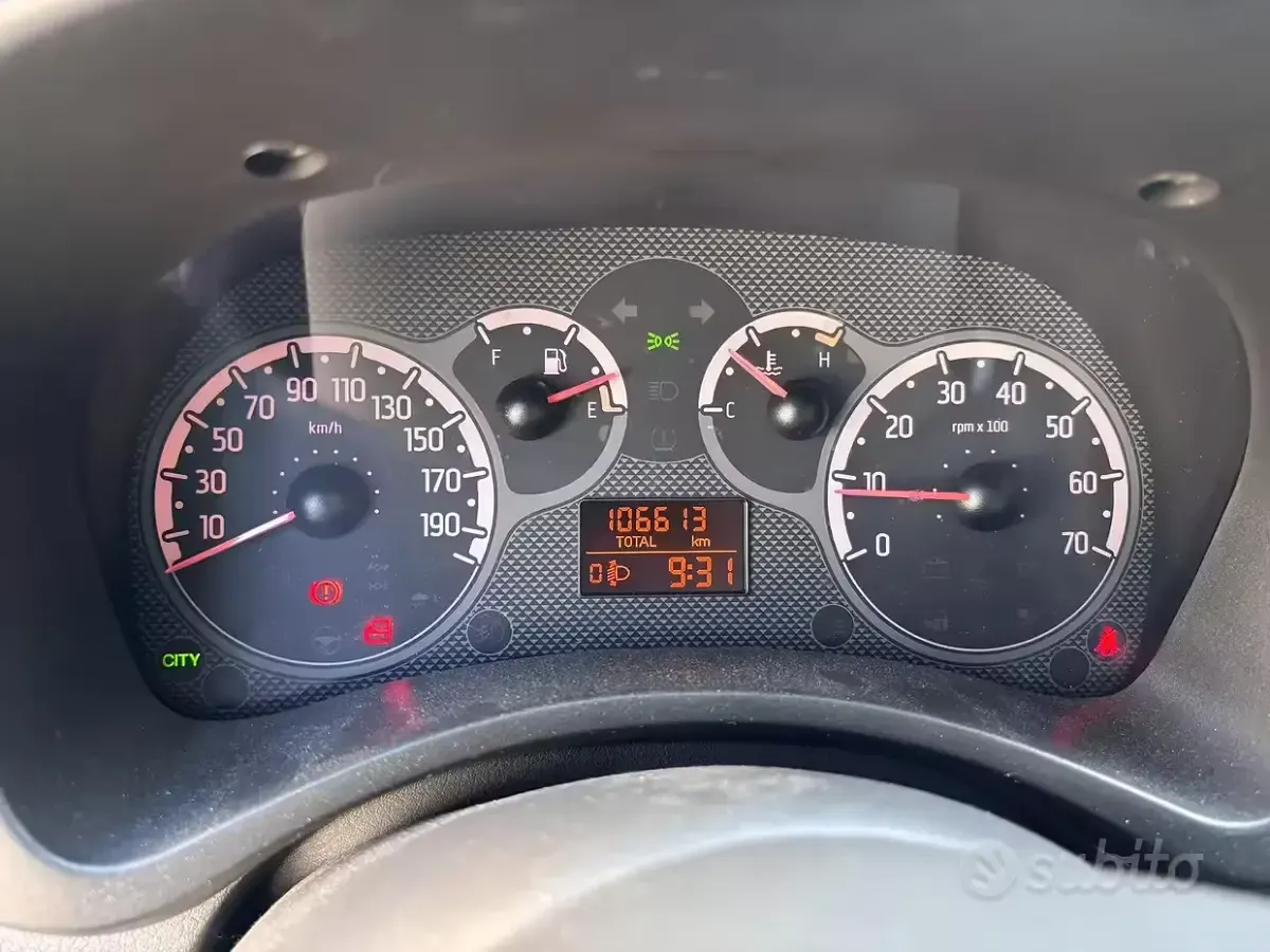 Usata Fiat Panda Dynamic 60 CV (44 kW) 2011 Nero Utilitaria