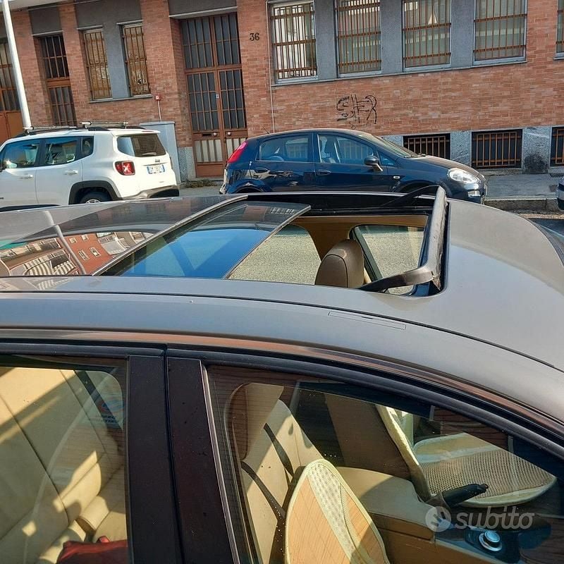 Usata BMW 330 Comfort Edition 231 CV (169 kW) 2007 Marrone Station wagon