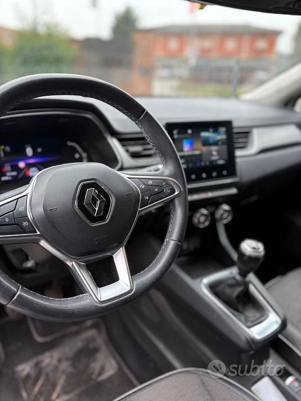 Usata Renault Captur Intens 140 CV (102 kW) 2021 Bianco SUV