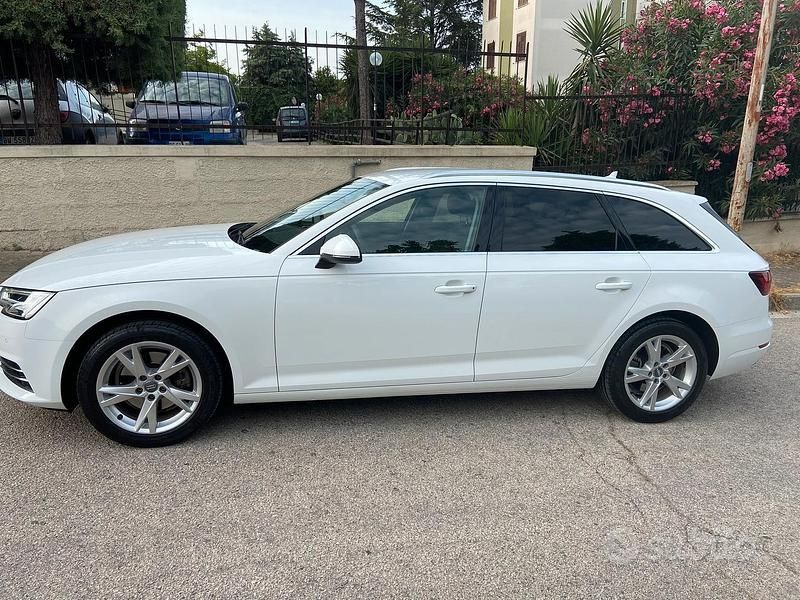 Usata Audi A4 122 CV (89 kW) 2018 Bianco Station wagon
