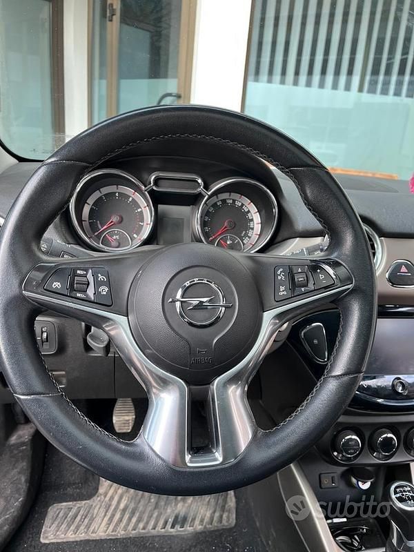 Occasion Opel Adam 100 ch (73 kW) 2013 Citadine