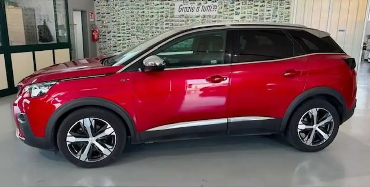 Usata Peugeot 3008 GT 177 CV (130 kW) 2019 Rosso SUV