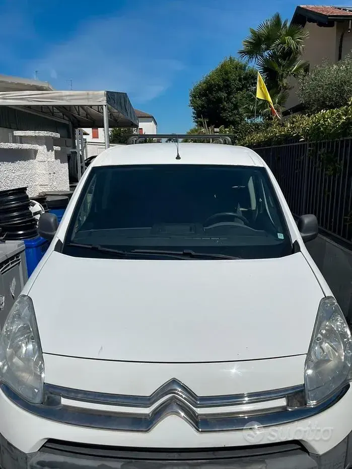 Usata Citroën Berlingo 75 CV (55 kW) 2014 Bianco Monovolume