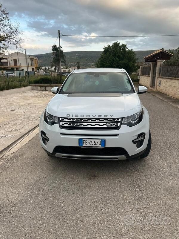 Bianco Usata 2016 Land Rover Discovery Sport SUV | 19.000 € - Immagine 1/4
