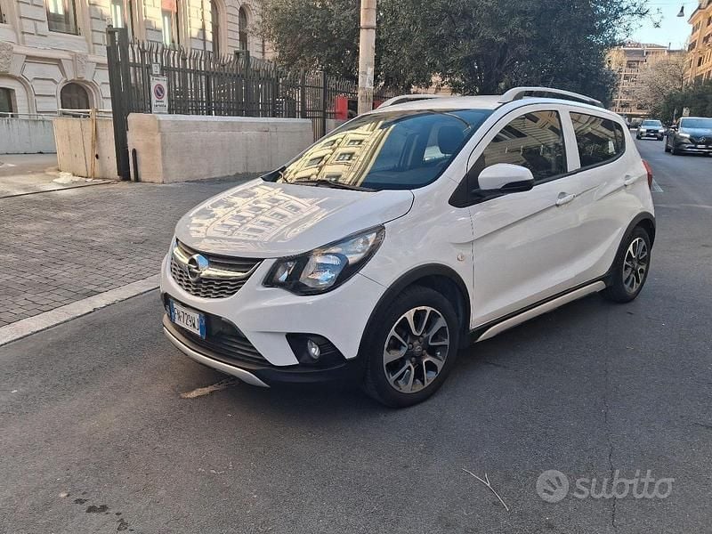 Usata Opel Karl Rocks S 75 CV (55 kW) 2018 Bianco Utilitaria