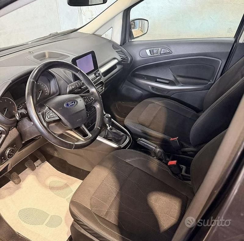Usata Ford Ecosport 100 CV (73 kW) 2018 Grigio SUV