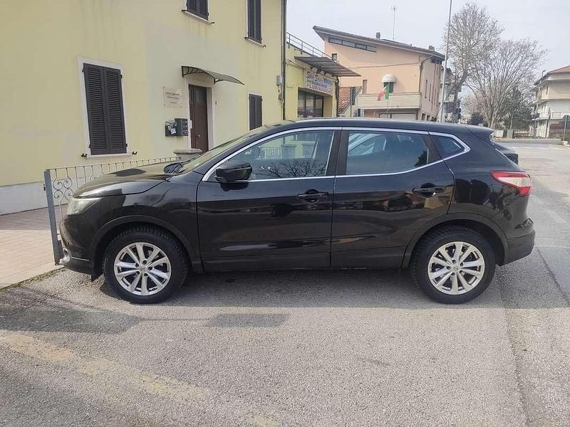Usata Nissan Qashqai Acenta 150 CV (110 kW) 2015 SUV
