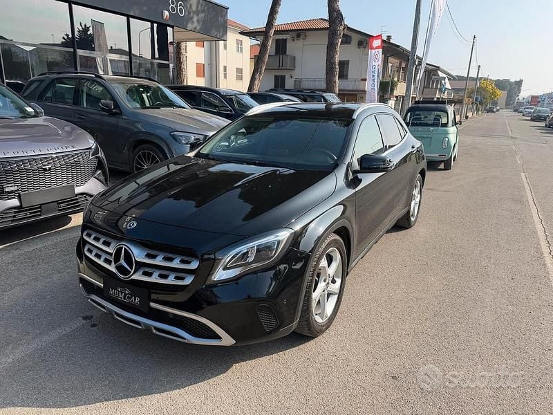 Usata Mercedes GLA200 Premium 136 CV (100 kW) 2019 Nero SUV