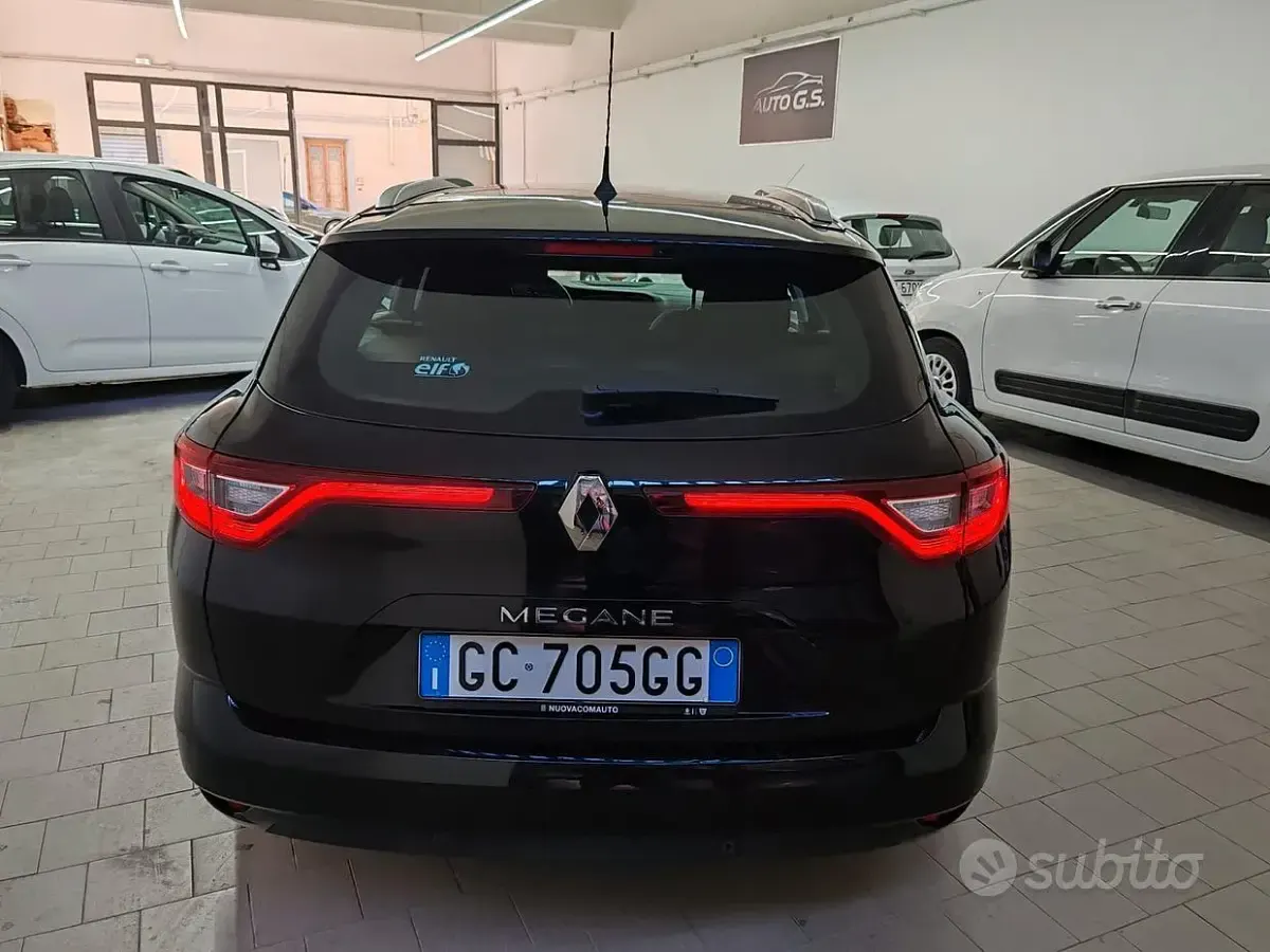 Usata Renault Mégane GrandTour Business 116 CV (85 kW) 2020 Nero Station wagon