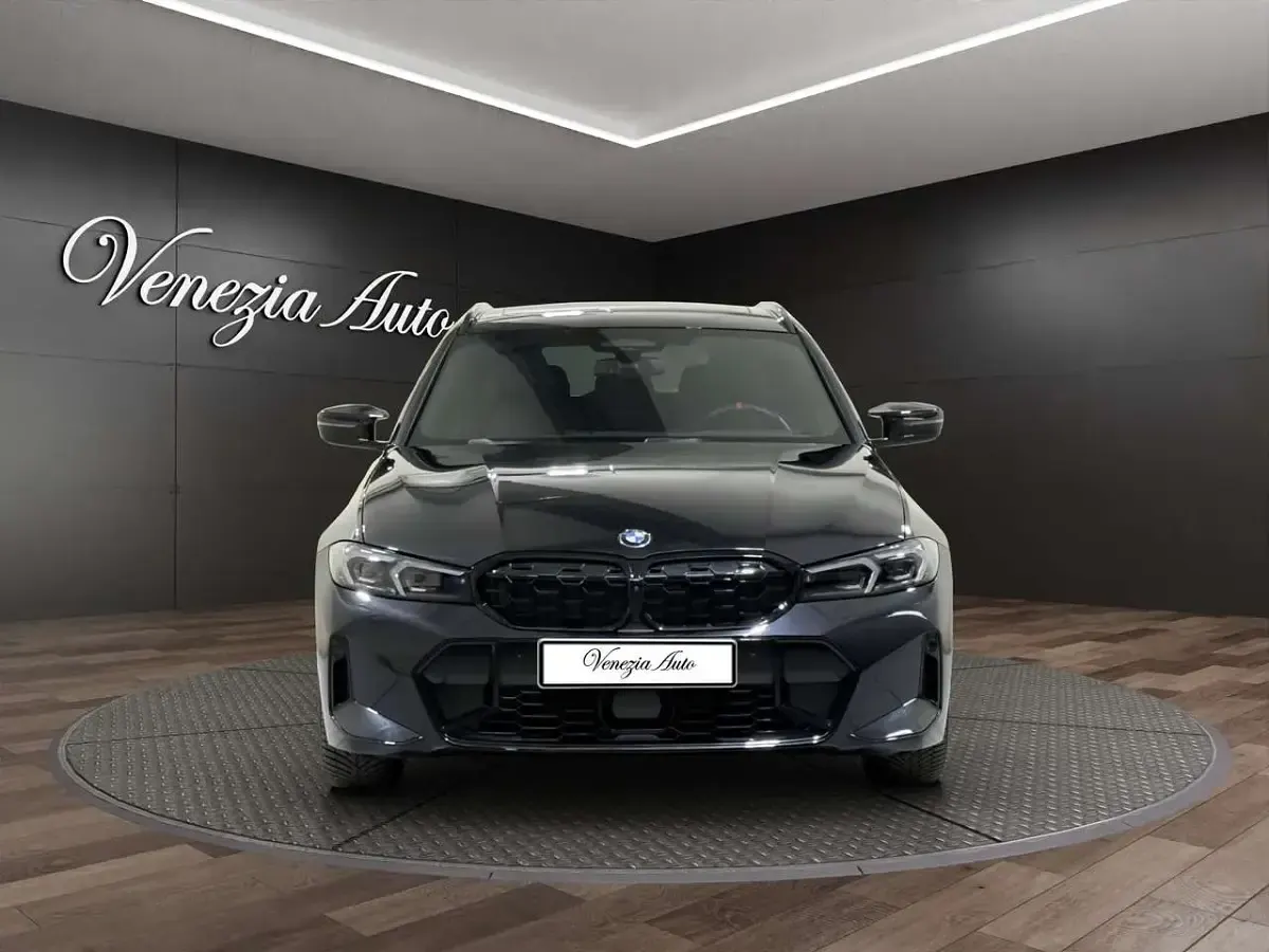 Usata BMW 340 M Sport 340 CV (250 kW) 2025 Nero Station wagon