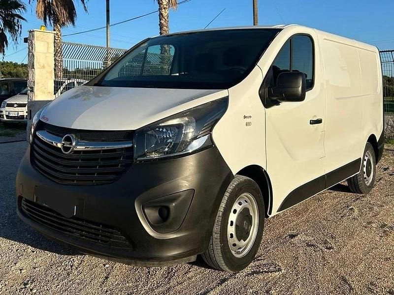 Usata Renault Trafic 95 CV (69 kW) 2017 Bianco Monovolume