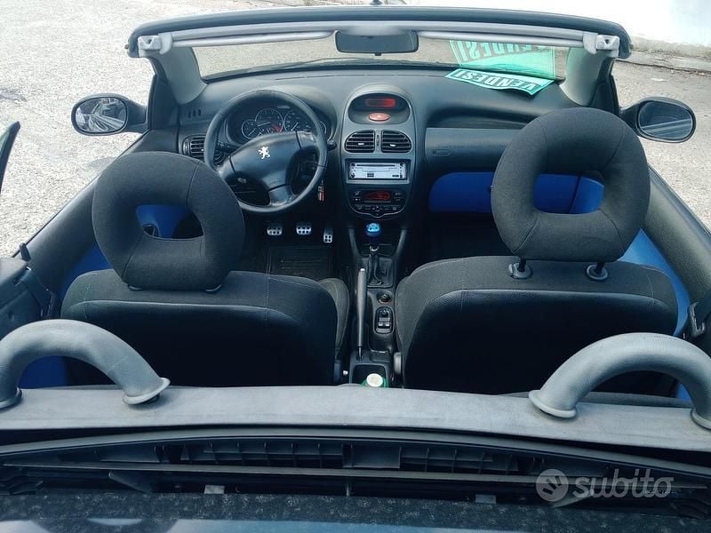 Usata Peugeot 206 CC 2011 Nero Cabrio