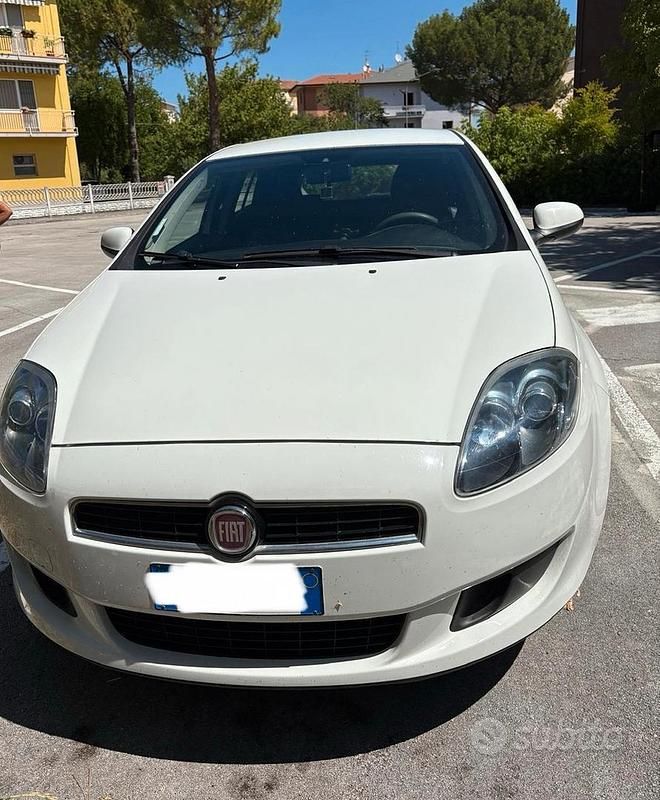 Usata Fiat Bravo 90 CV (66 kW) 2012 Bianco Utilitaria