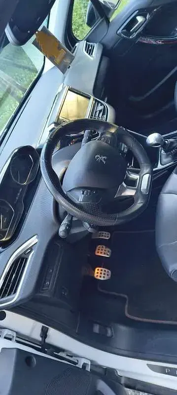 Usata Peugeot 2008 GT-line 120 CV (88 kW) 2017 SUV