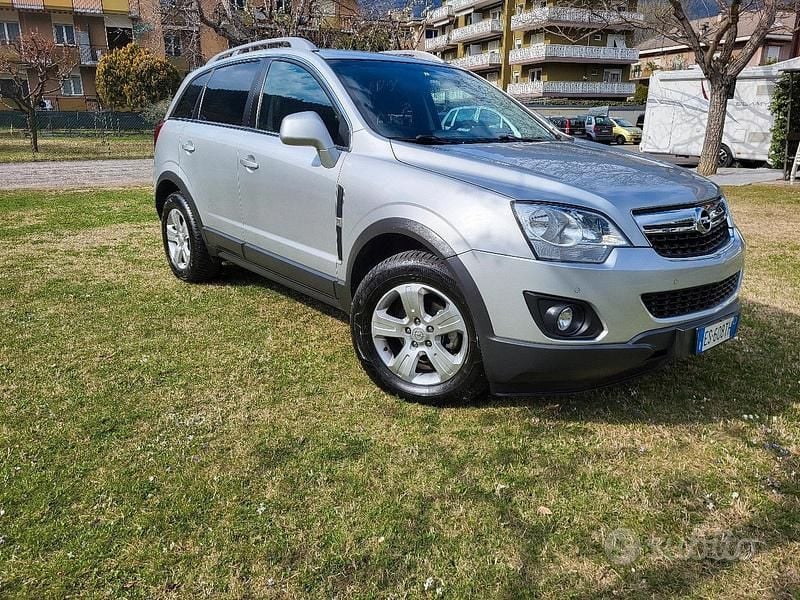 Usata Opel Antara 163 CV (119 kW) 2013 Grigio SUV