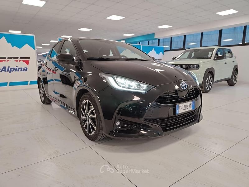 Nero Usata 2021 Toyota Yaris Hybrid Trend Berlina | 14.900 € (Ottimo prezzo) - Immagine 1/4