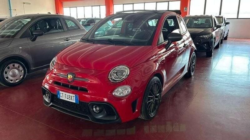 Usata Abarth 595C 165 CV (121 kW) 2024 Rosso Cabrio