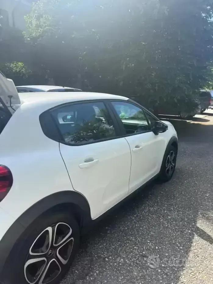 Usata Citroën C3 Feel 83 CV (61 kW) 2022 Bianco Utilitaria