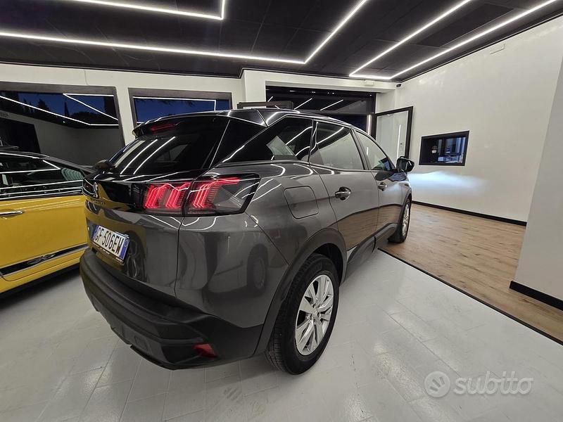 Usata Peugeot 3008 Allure 131 CV (96 kW) 2020 Grigio SUV