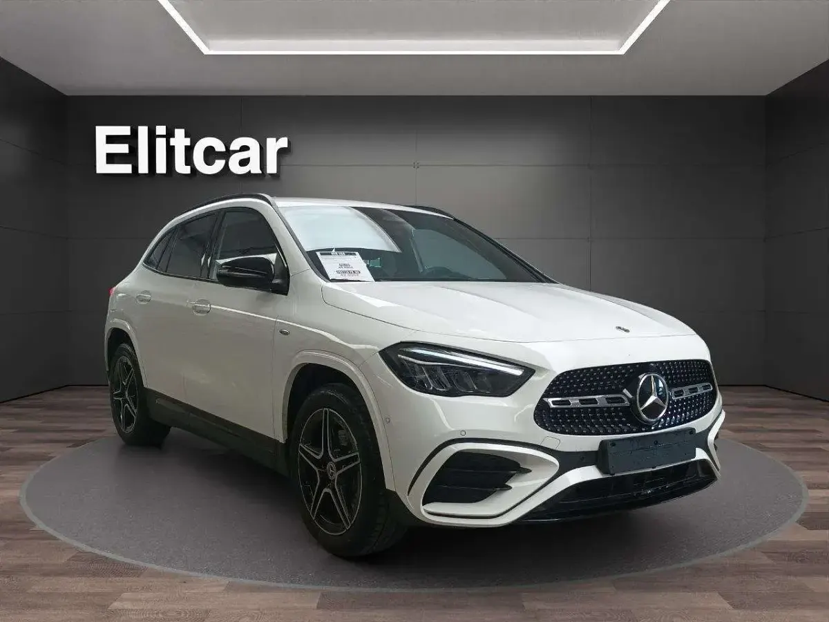 Usata Mercedes GLA250 Advanced Plus 163 CV (119 kW) 2025 Bianco polare SUV