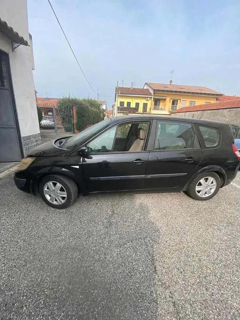 Usata Renault Scenic E-Tech 130 CV (95 kW) 2007 Nero Monovolume
