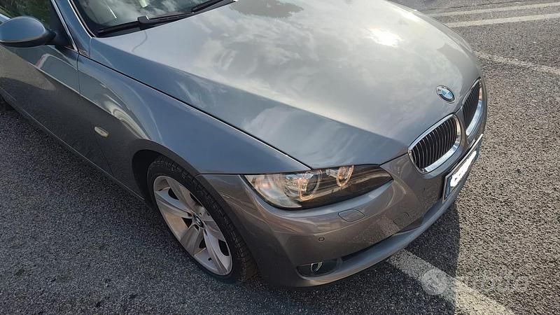 Usata BMW 325 Cabriolet 218 CV (160 kW) 2007 Cabrio