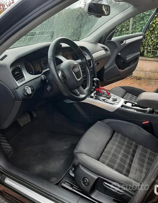 Usata Audi A4 143 CV (105 kW) 2012 Nero Berlina