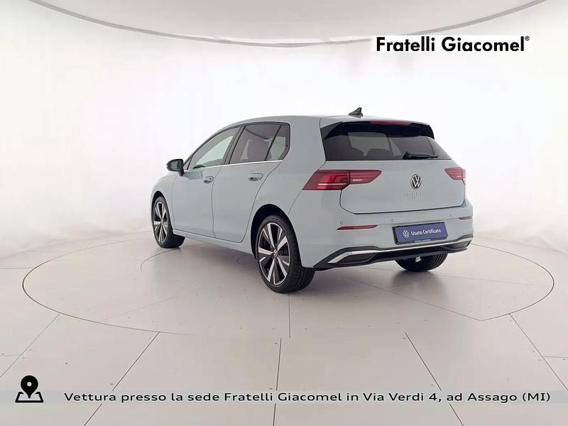 Nuova VW Golf VIII Style 150 CV (110 kW) 2026 Crystal ice blue metallizzato Berlina